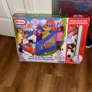 OUTDOOR/INDOOR INFLATABLE SPORT PLAY CENTER